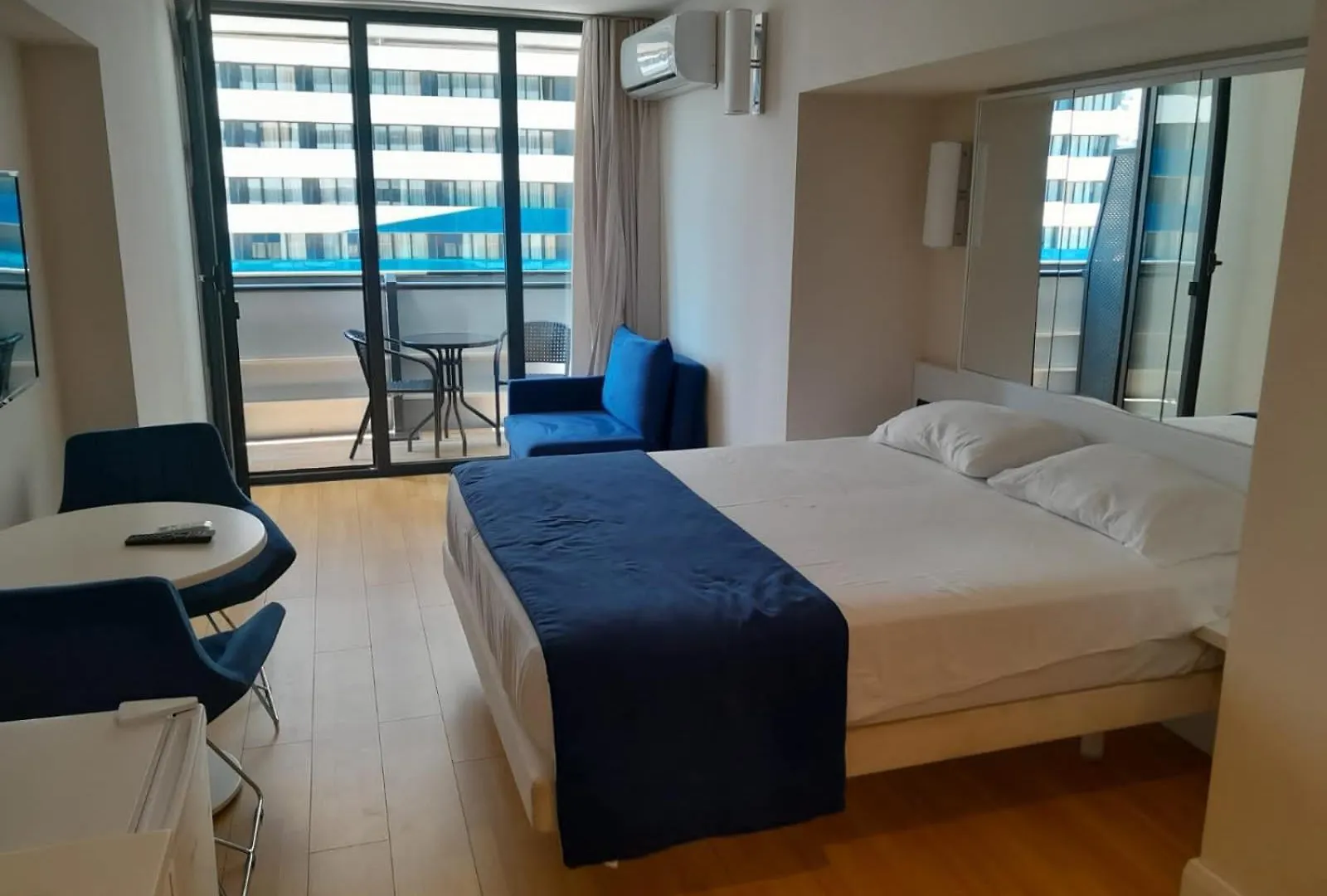 Oasis In Orbi Apartment Batumi 0*,